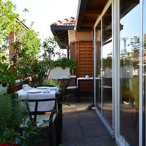 Hotel Metro, Milan