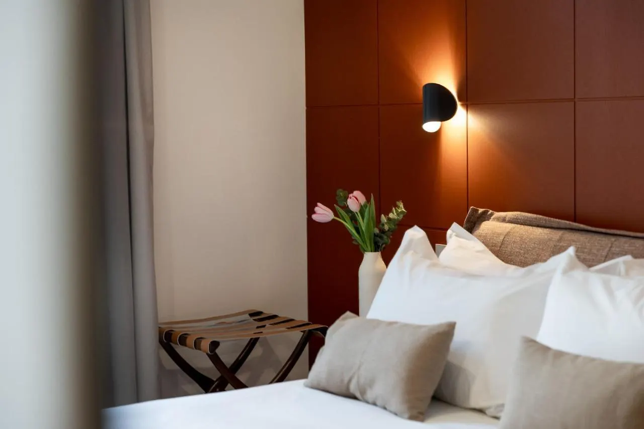 Ca Bela - Pergolesi Hotel Milánó 0*,  Olaszország